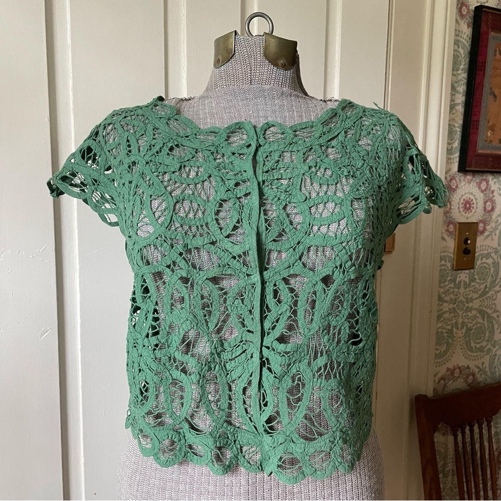 J CREW Green Lace See-Through Short Sleeve Top
